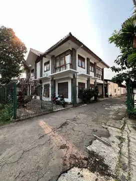 Tanah Dan Bangunan Komersial Lokasi Strategis Di Lebak Bulus