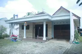 Dijual rumah huni, lokasi sangat strategis di area  Kota Malang