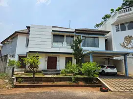 Rumah Sultan Kemang Pratama Regency Hook Furnished Turun Harga