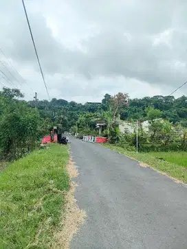Dijual sawah diprambanan view perbukitan samping sungai