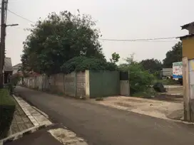 Dijual tanah 2000 m2 di area perumahan Pondok Cabe