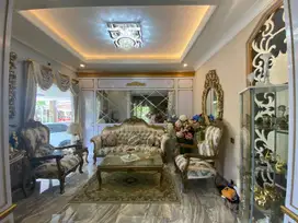 Rumah di Kota Baru Parahyangan, Furnished ada Kolam Renang