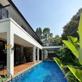 Kemang Townhouse Rumah Tropis Asri Bebas Banjir