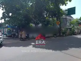 Tanah komersil dan strategis, Dekat Mall, SHM, murah, depan jalan leba