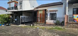 rumah cantik di saxofone suhat dekat kampus UB Brawijaya & UNMUH