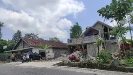 DIJUAL RUMAH DAN TANAHLuas tanahnya 578 m2,