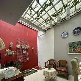 RUMAH MEWAH CANTIK 2LANTAI DALAM KOMPLEK FLAMBOYAN MEDAN KOTA