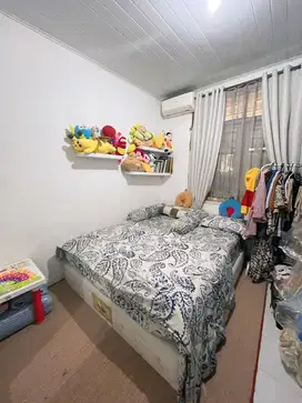 Dijual Rumah murah di mertilang hitung tanah bintaro tangerang selatan