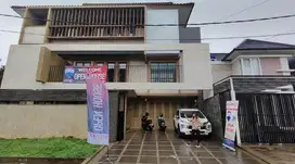 TURUN HARGA RUMAH MEWAH DALAM KOMPLEK MERUYA JAKARTA BARAT