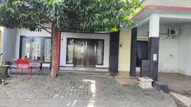 Rumah luas 180 m2 harga 1,7 Milyar di Papyrus, Waru, Sidoarjo
