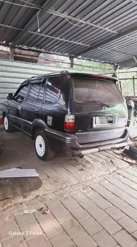 (istimewa)Toyota Kijang krista sdh PS PW ac dauble.