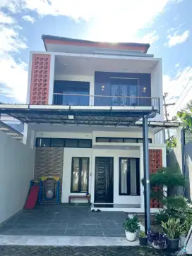 DIJUAL! RUMAH TINGKAT BELAKANG RS, STATEGIS TENGAH KOTA SEMARANG!!
