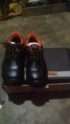 Sepatu Kings KWS200