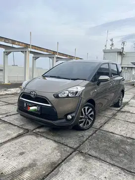Toyota Sienta 2017 Bensin