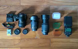Nikon set: 3 Nikon Lens + 1 Nikon Speedlight + 1 Nikon Body + Lowepro