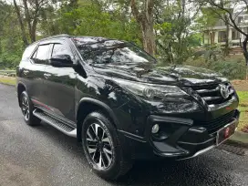 Toyota Fortuner 2.4 VRZ TRD diesel AT diesel matic portuner automatic