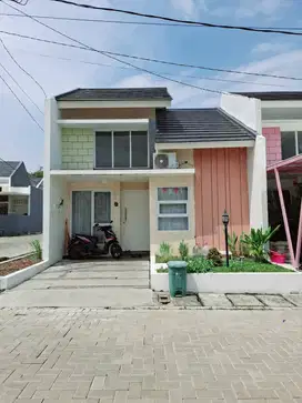 Jual Rumah Di Cluster Asteria Panongan Tangerang,