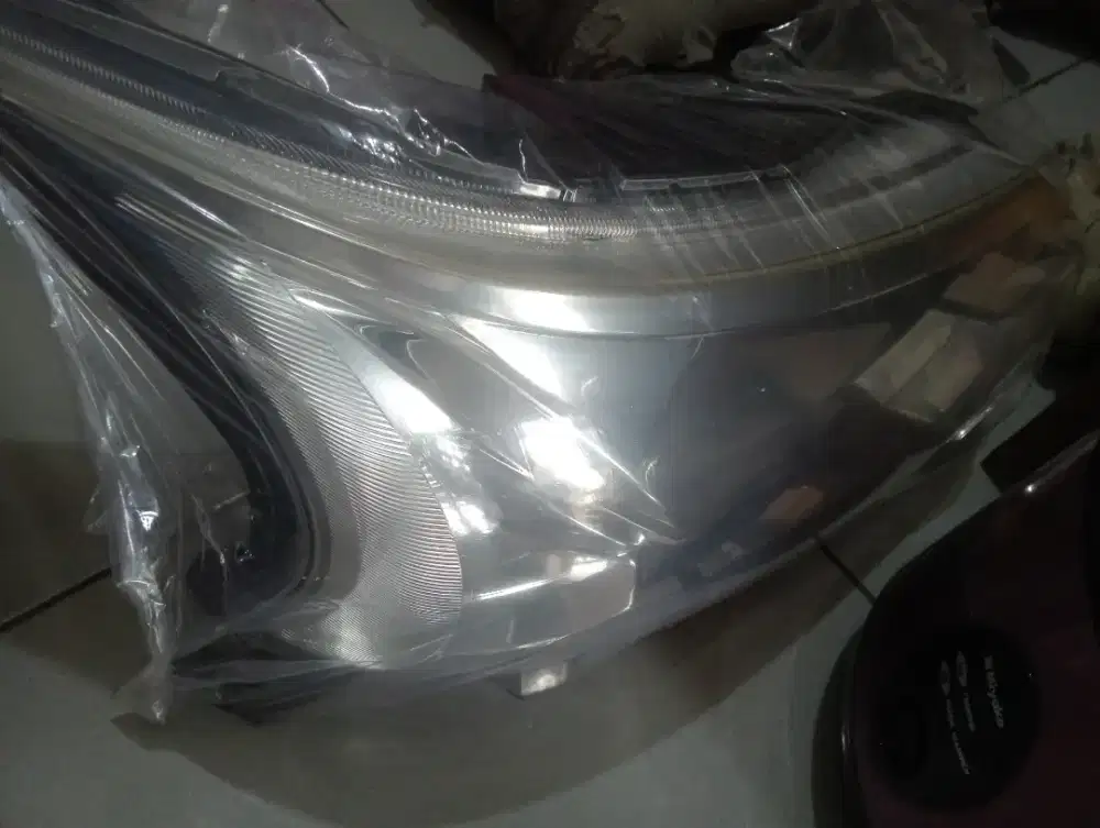 Headlamp great Avanza 2016
