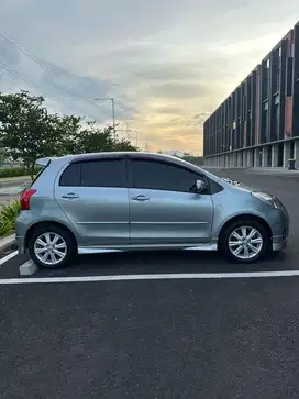 Yaris S At 2013