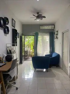 Dijual Rumah Bagus Siap Huni, Semi Furnished, di Cibubur Country