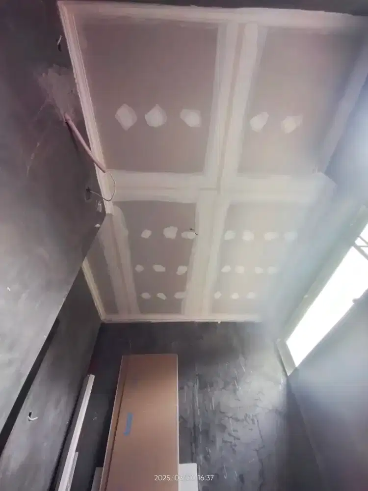 Peralatan gypsum siap pasang di rumah anda