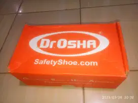 Sepatu safety Dr Osha