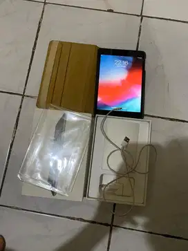 Ipad mini 2 16 gb wifi only fullset