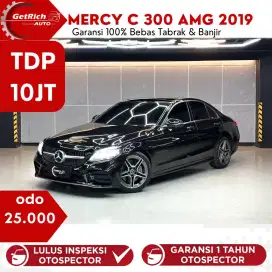 Low odo 20K!! Mercedes benz C 300 2019  HITAM Facelift Super Mulus