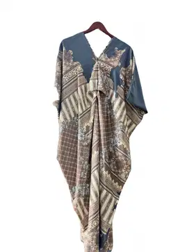 Kaftan Batik Sarah Gibson #SimpelnyaBerbagiBerkah