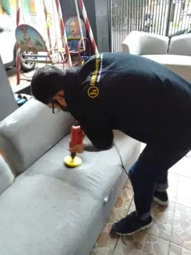 Cuci bersih sofa, springbed,jog mobil dll