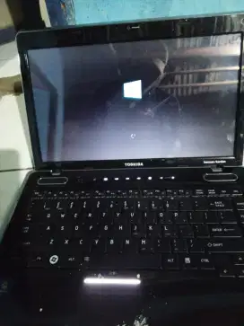 jual leptop bekas pemakaian merk toshiba