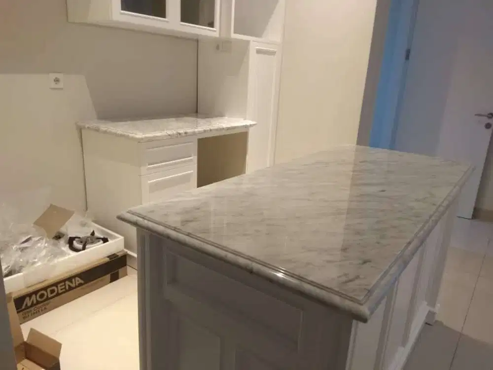 TOP KITCHEN MARMER WHITE CARARA