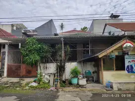 Dijual Rumah Lokasi Strategis di Jl. Kencana Sari Surabaya