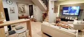 Rumah Cantik Siap Huni Furnished Lokasi Super Cantik