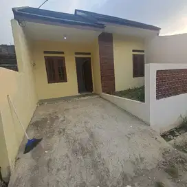 Di jual rumah siap huni lokasi dekat stasiun tigaraksa