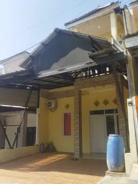 Rumah impian ahli surga dekat masjid besar
