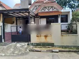 Rumah 1 Lantai, Dekat Jalan Tol di Bukit Cimanggu Villa