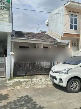 Rumah Minimalis, Dekat Tol Jagorawi, Murah Meriah di Bsi