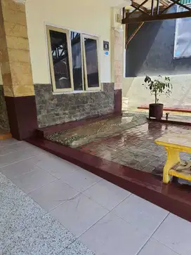 Rumah 2 lantai di lokasi akses pintu tol Singosari , Bentoel, Malang