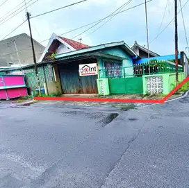 Tanah bonus bangunan dekat St purwosari kota Solo