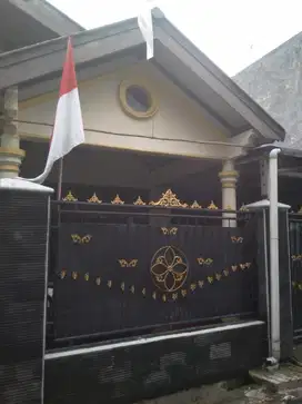 jual rumah secondry siap huni s