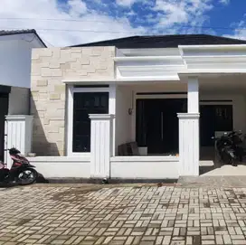 2 unit rumah baru modern dalam perum Gumpang