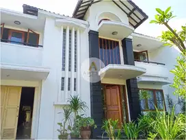 Rumah Full Furnished Strategis Dekat Tol Moh Toha