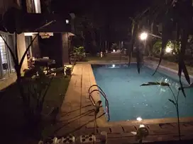 Di jual Rumah 2 lantai Hoek,Di Sentul City