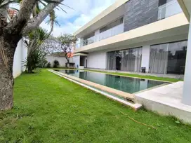 Nego, Luxury villa view gunung di Canggu, akses jalan 6 meter
