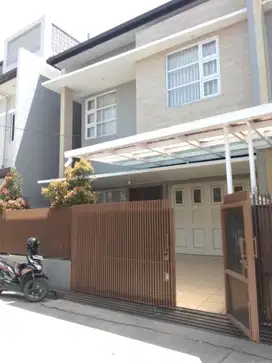 Rumah 2 lt minimalis dekat Batunungal dan Tol Buah batu