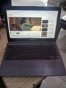 Laptop Notebook Second ASUS E203 Ram 4GB 120GB SATA