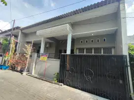 Dijual rumah tanah mas