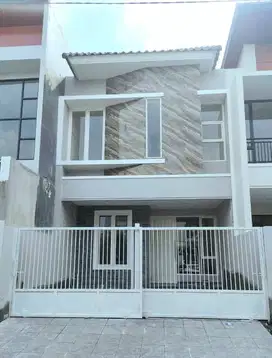 Dijual Rumah Pantai Mentari 2 Lantai Minimalis Baru Siap Huni