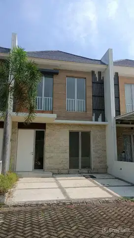 Dijual Rumah Greenland Garberra, Menganti Gresik